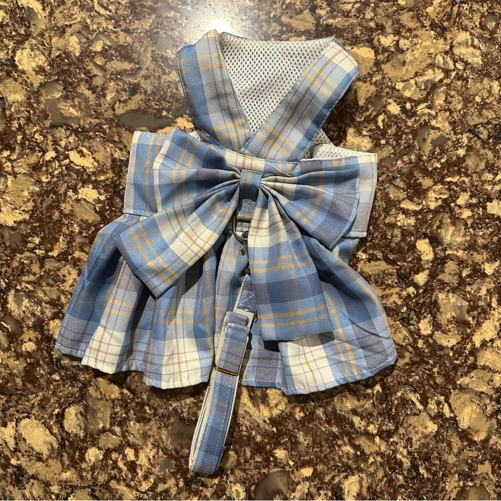 Plaid Dog Dress/Harness with Bow, NWOT, for small dogs/puppies